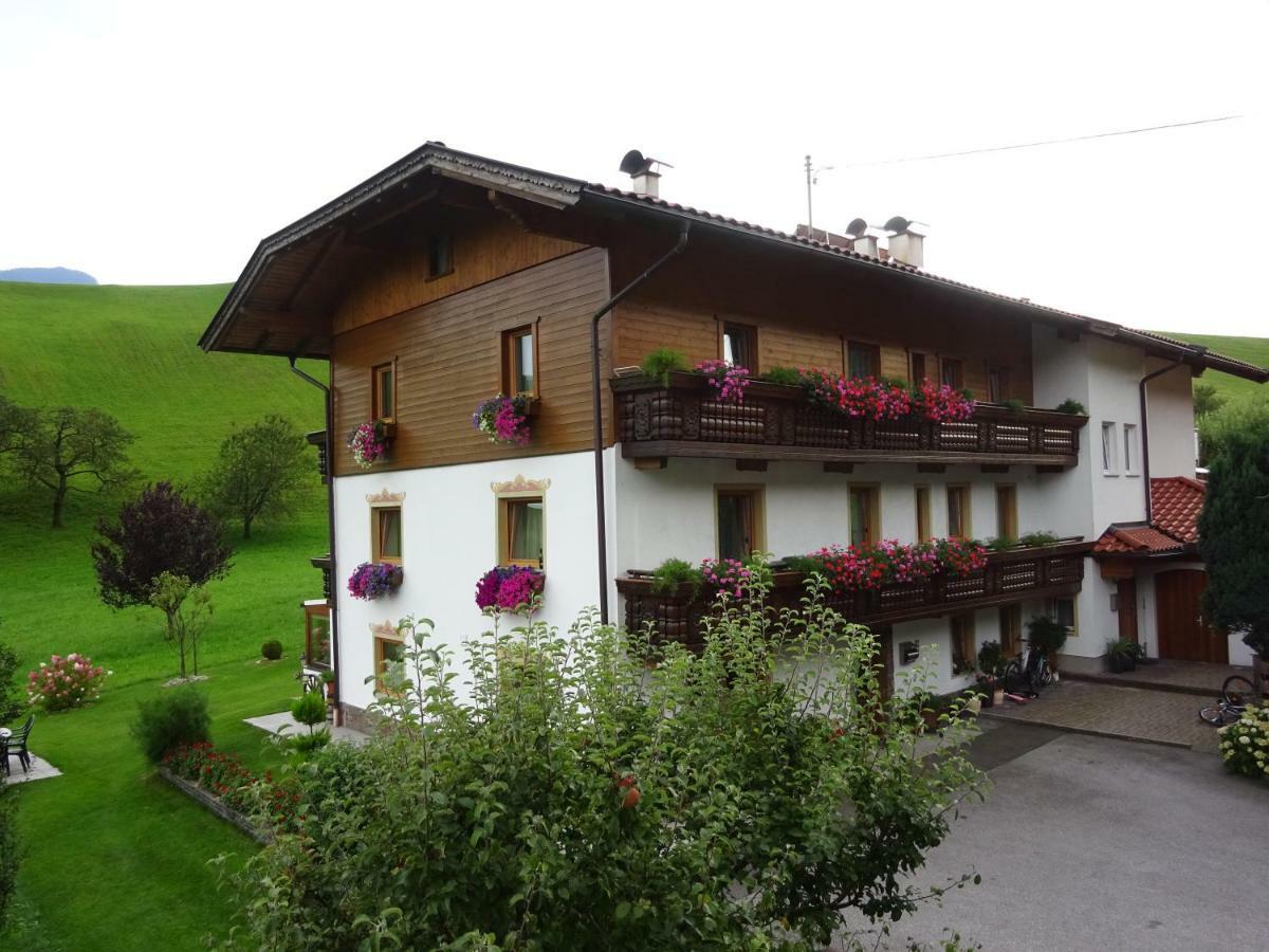 Landhaus Mayr Hotell Wiesing Exteriör bild